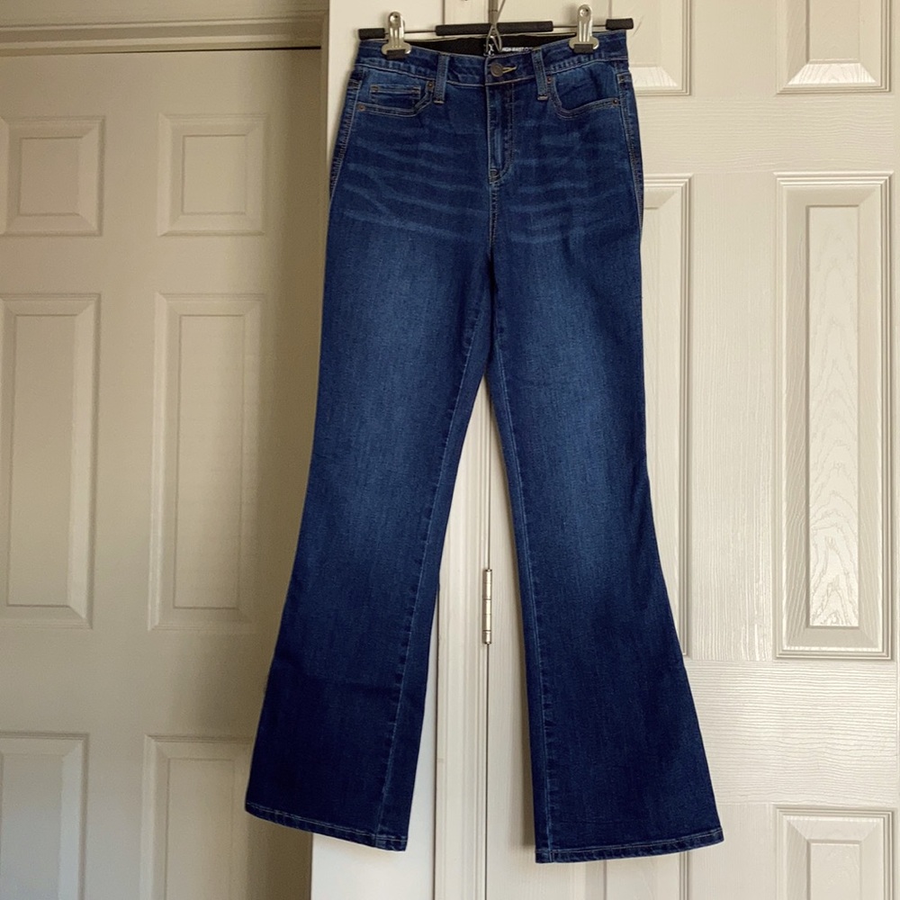 ✨Host Pick!!✨ New York & Company jeans - Picture 5 of 8